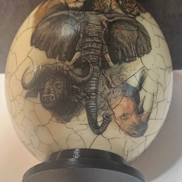 Decoupage Ostrich Egg African Big Five Crackle Finish On Stand African Art - Picture 8 of 10